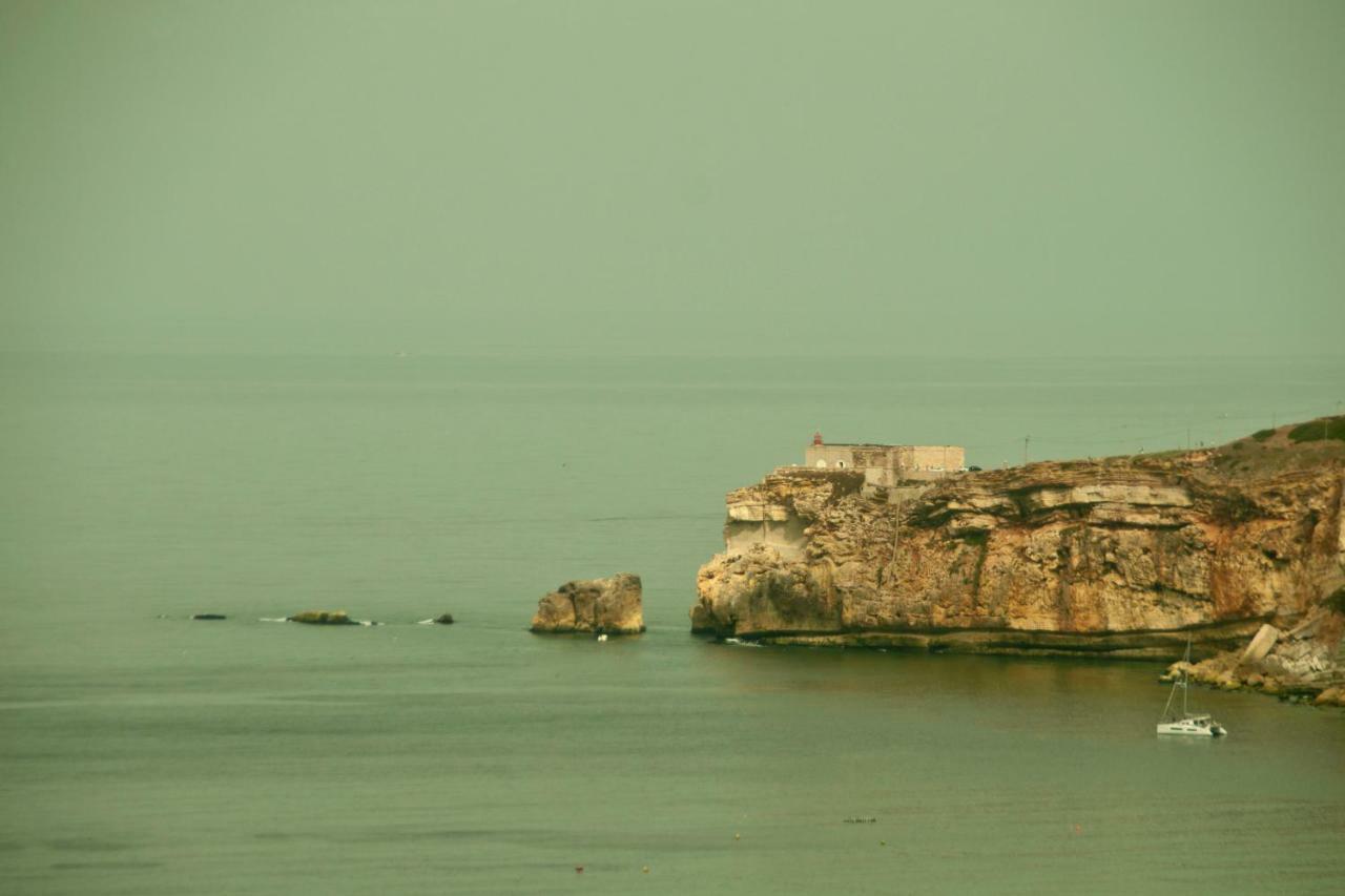 Cs Casas Turisticas Nazaré Esterno foto